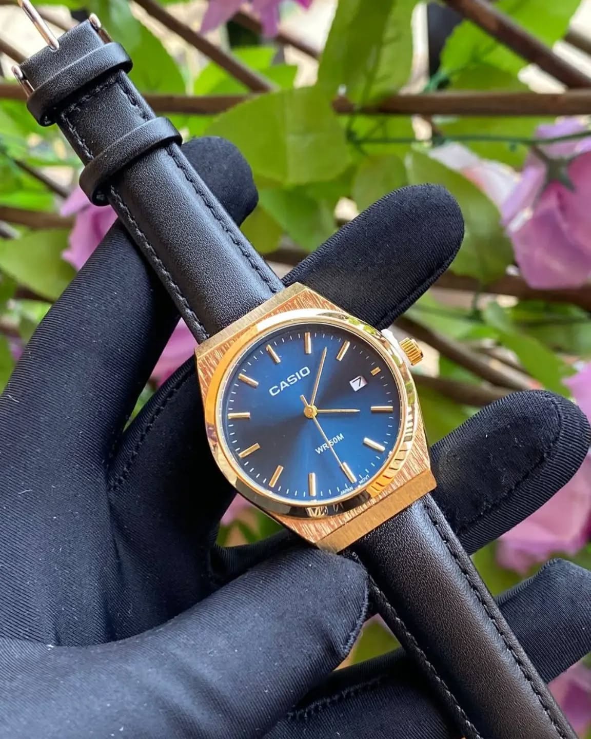 Leather classics at Bobvic Watches